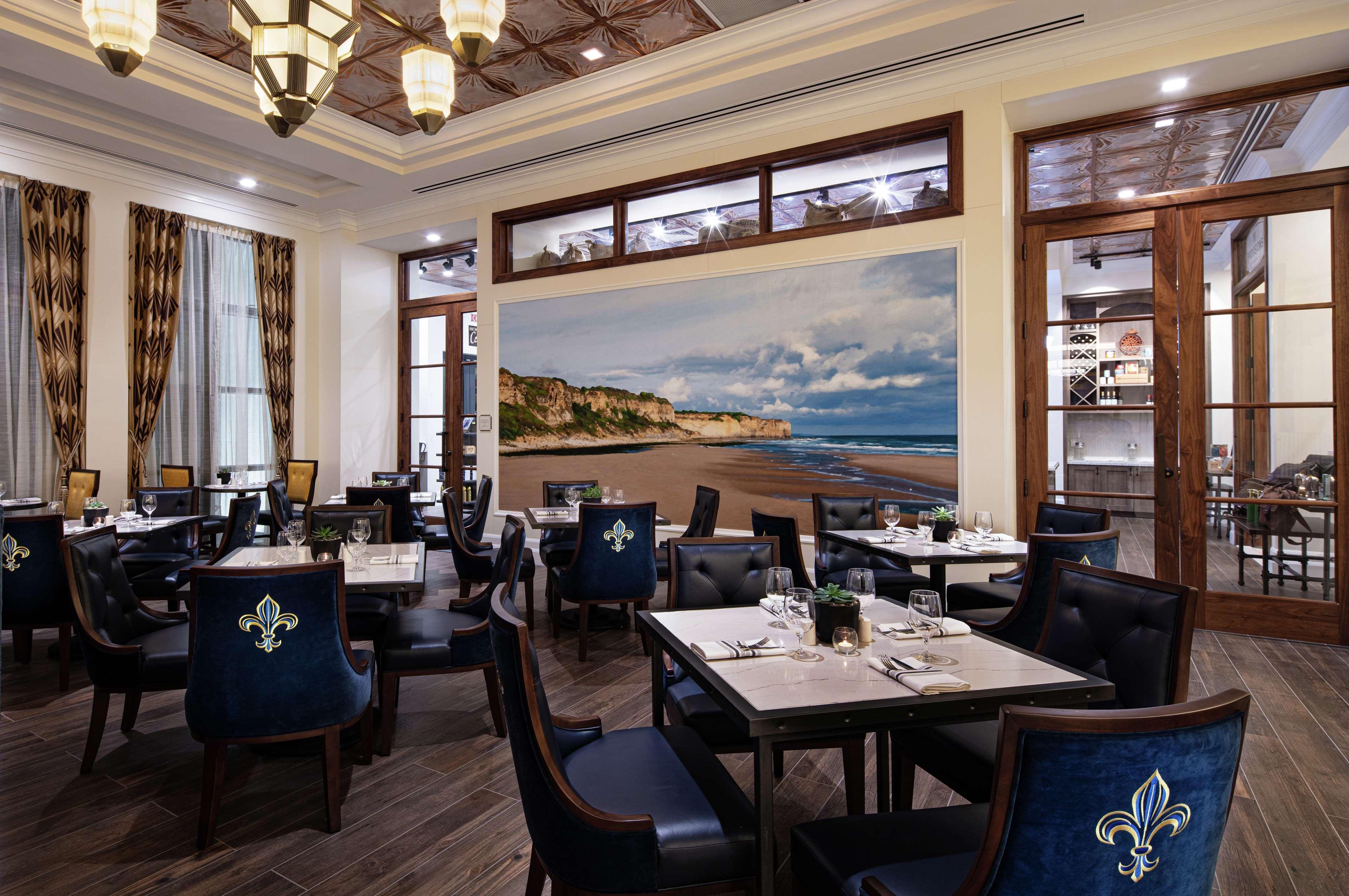 The Higgins Hotel New Orleans, Curio Collection By Hilton Εξωτερικό φωτογραφία