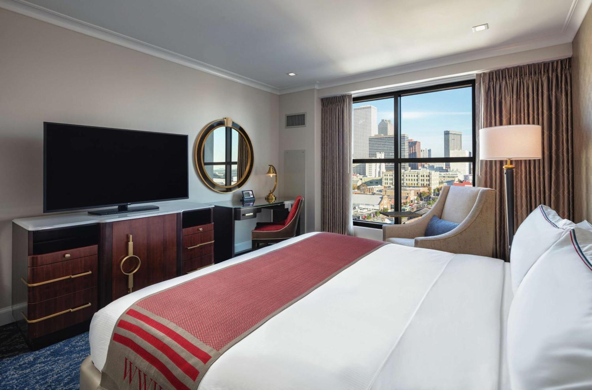 The Higgins Hotel New Orleans, Curio Collection By Hilton Εξωτερικό φωτογραφία