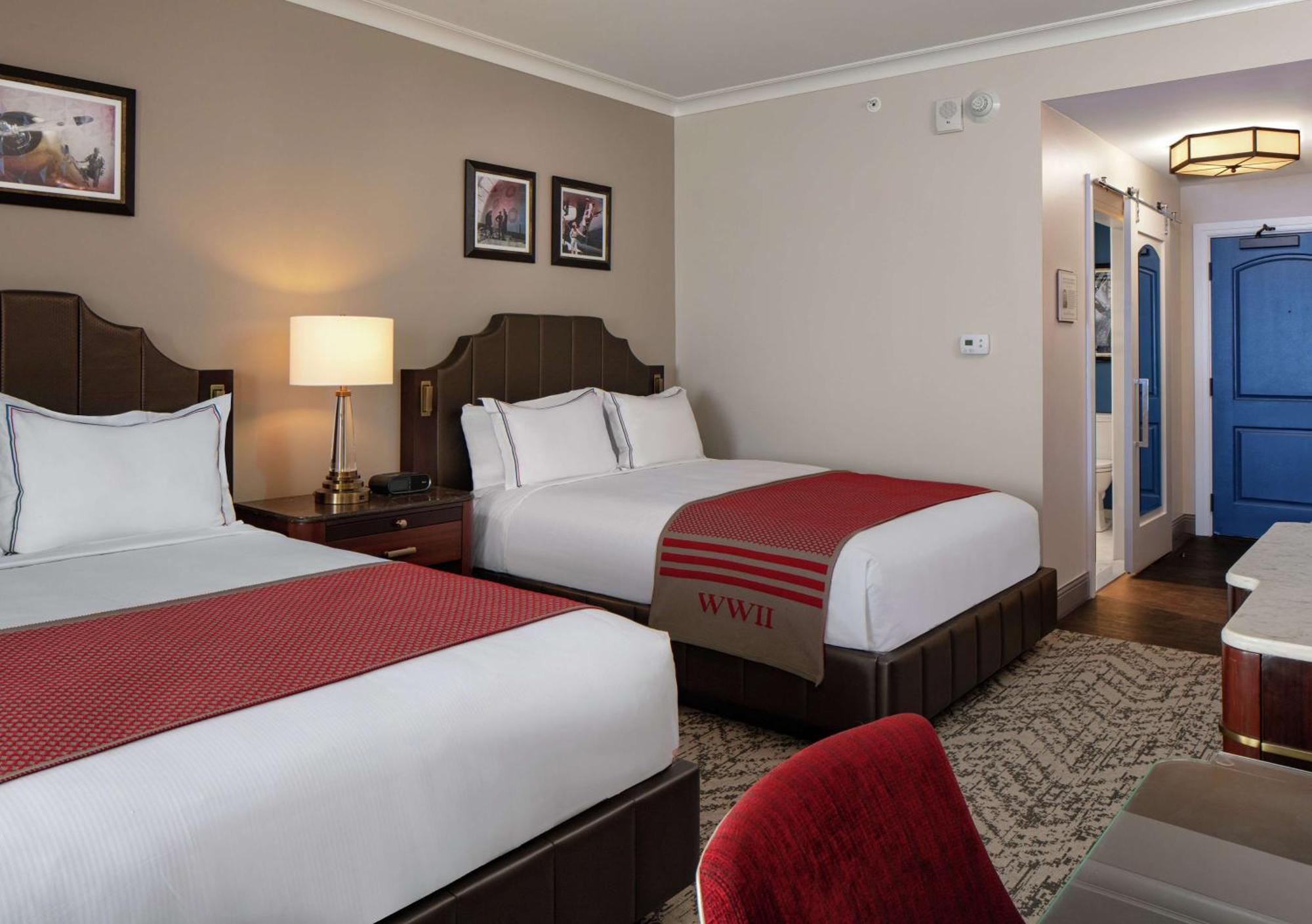 The Higgins Hotel New Orleans, Curio Collection By Hilton Εξωτερικό φωτογραφία