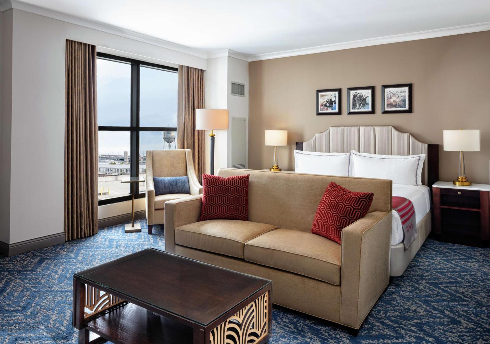 The Higgins Hotel New Orleans, Curio Collection By Hilton Εξωτερικό φωτογραφία