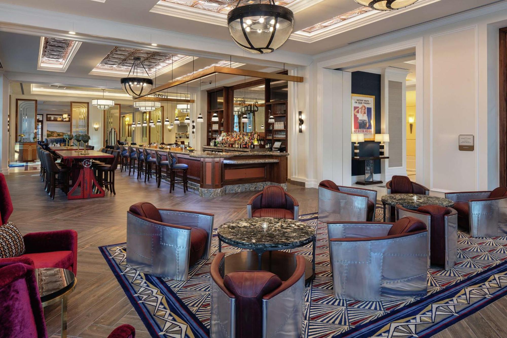 The Higgins Hotel New Orleans, Curio Collection By Hilton Εξωτερικό φωτογραφία